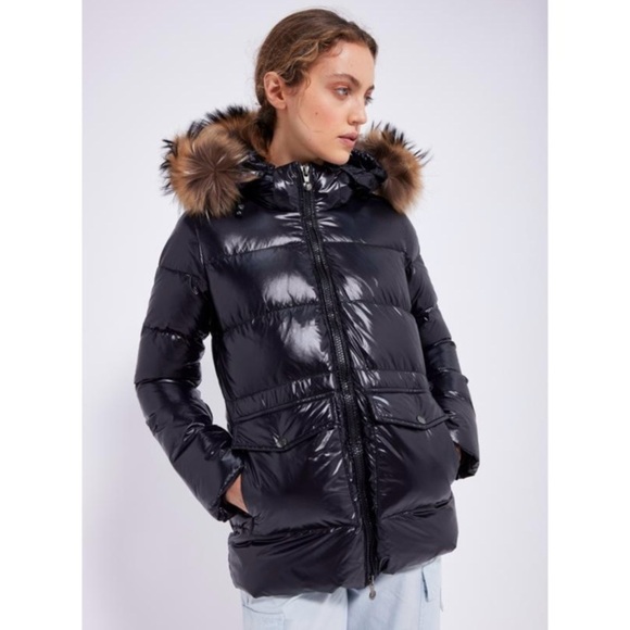 Pyrenex Down Puffer Jacket w/ Fur Trimmed Hood in Black - Size L - Picture 1 of 11